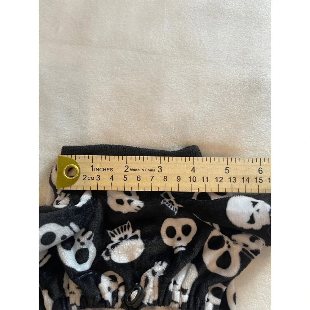 CuteBone Dog Pajamas XS Black White Skull Fleece Pet Jumpsuit Halloween Soft PJs - Picture 7 of 7